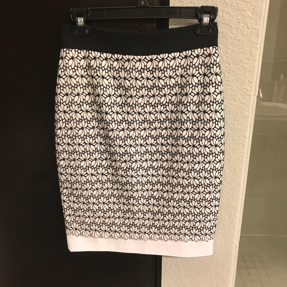 Antonio melani lace pencil skirt